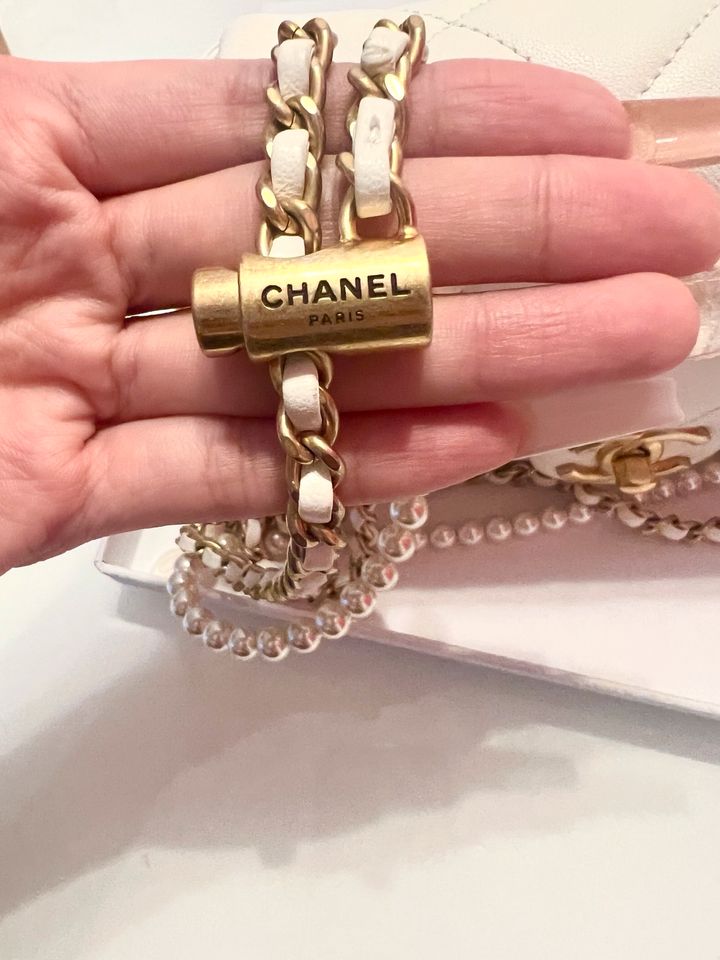 Tasche Chanel limited in Berlin