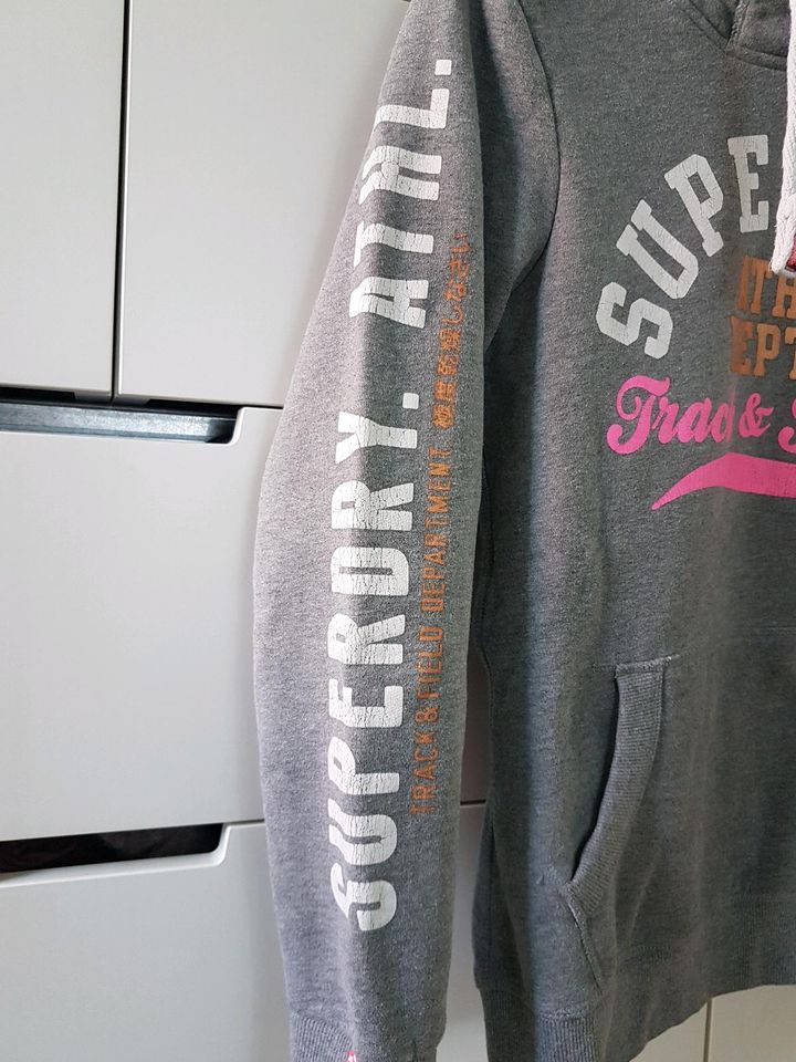 Superdry Hoodie grau pink weiß bronze S/M 164/170 in Dortmund