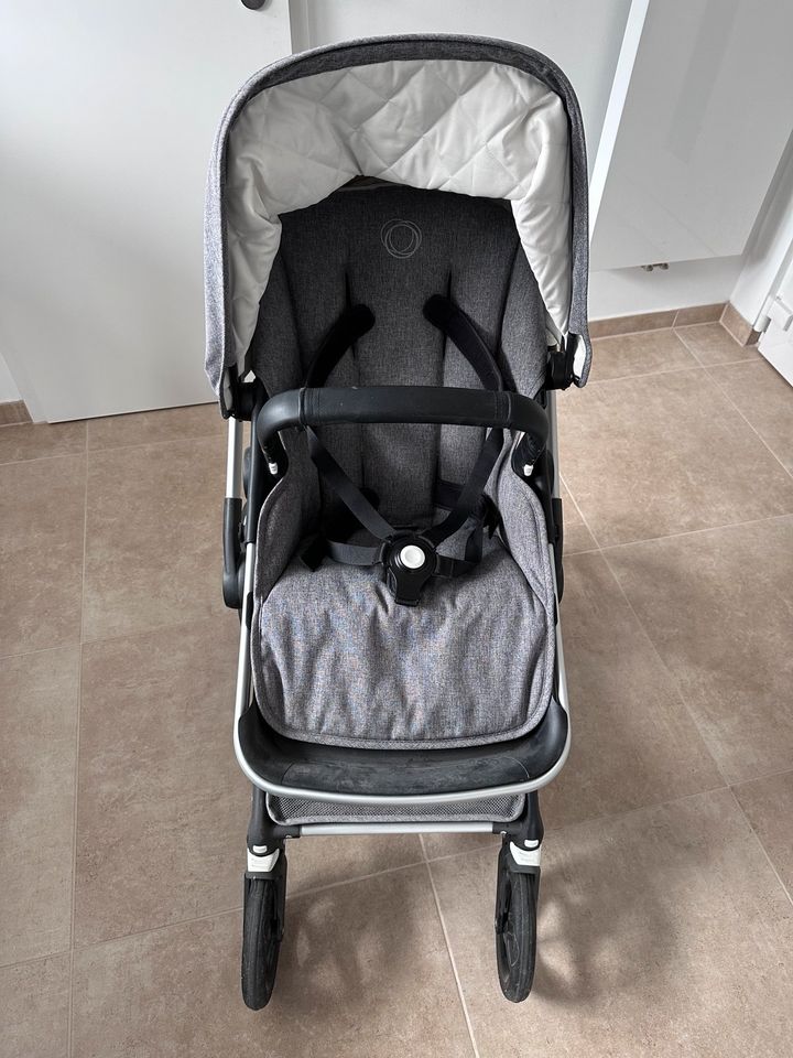 bugaboo Fox classicism Grau mit hellem Innendach in Oestrich-Winkel