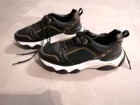 Guess Damen Sneaker Gr. 38 NEU Nordrhein-Westfalen - Herford Vorschau