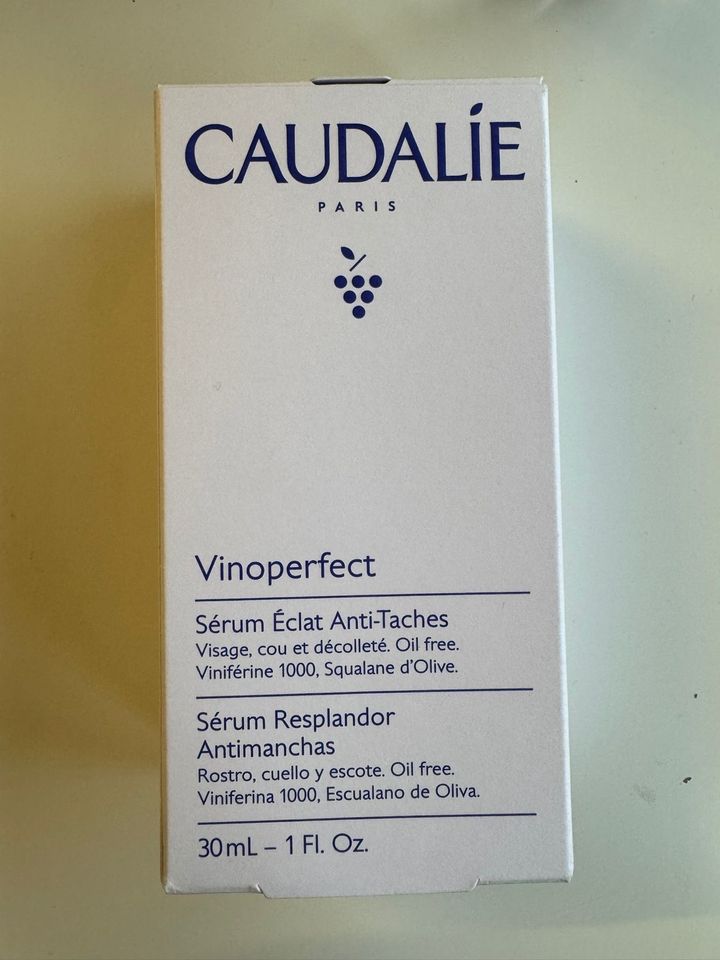 Caudalíe- Vinoperfect- Brightening dark spot serum in Hamburg