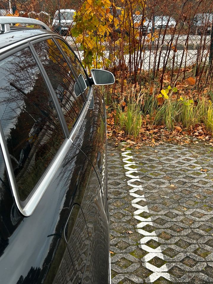 Audi S4 B7 Avant Handschalter Quattro *Spaßmobil* in Zeuthen