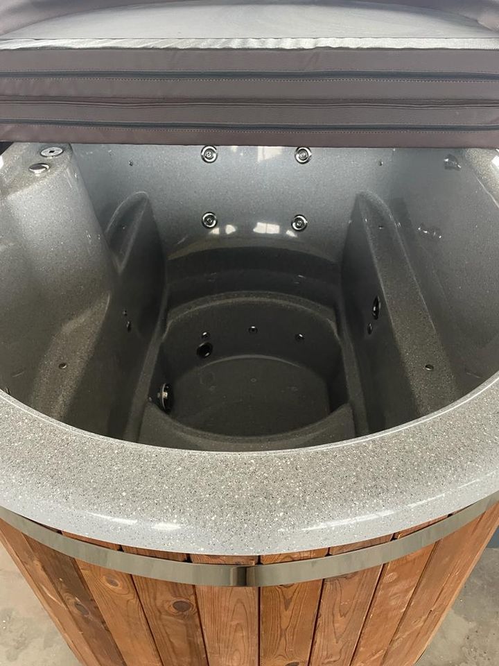 Spavio® GFK Badezuber Hot Tub Badefass 2 Personen Ofuro Ofen in Düsseldorf