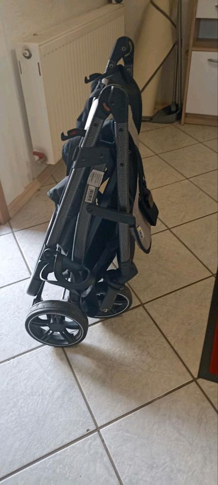 Hauck Kinderwagen/Buggy in Schneidlingen