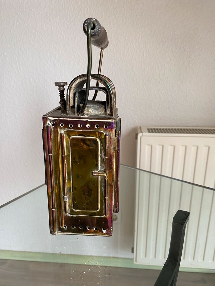 Alte Eisenbahnlampe goldglänzend Osmeka Vintage sehr schönes Stüc in Aachen