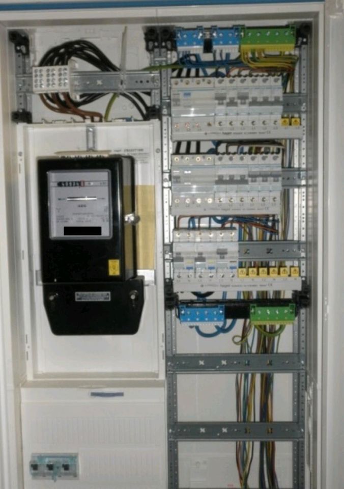 Elektrotechnik Elektroinstallationen Elektriker Zählerschrank in Velbert