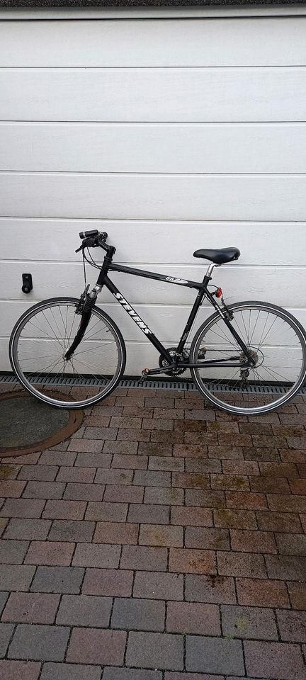 Stevens Trekkingrad 28 Zoll in Bergkamen