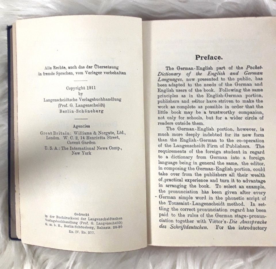 1911 Langenscheidts antikes Taschenwörterbuch Deutsch-Englisch in München