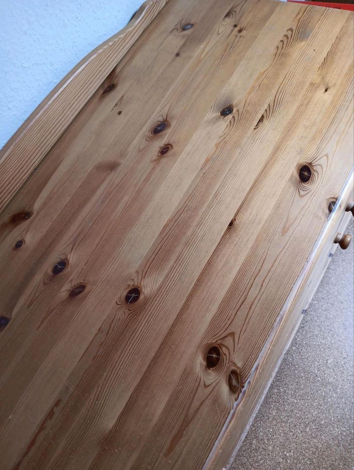 Sideboard - Massivholz in Neuffen