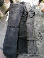 3 Stück Hosenpaket Jeans black XS/S chic Zara... Nordrhein-Westfalen - Wetter (Ruhr) Vorschau