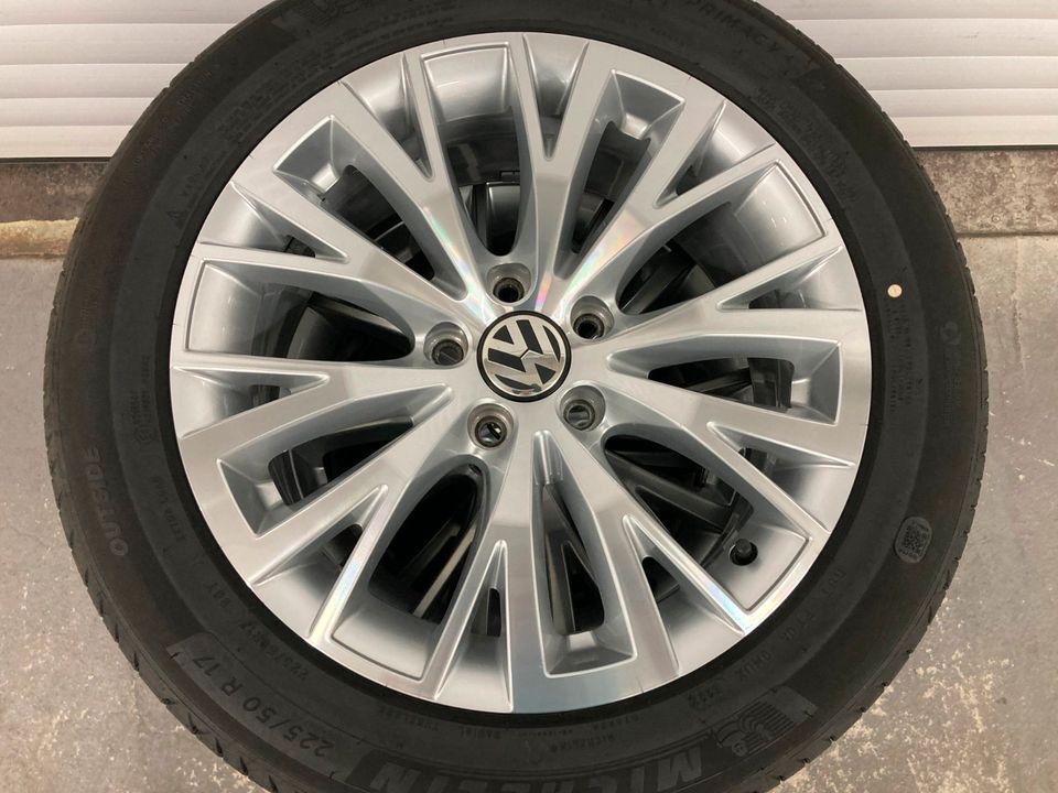 4x VW Sharan 7N Sommerreifen Sommerräder Alufelgen 225/50 R17 98Y in Berlin