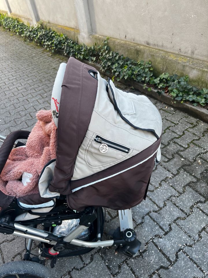 Kinderwagen von Hartan in München