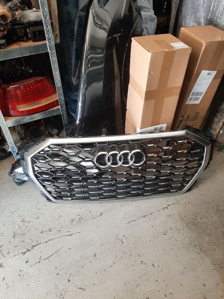 Neu AUDI Q3 83F S-Line Gitter Grill Kühlergrill VORNE 83F853651 in Herten