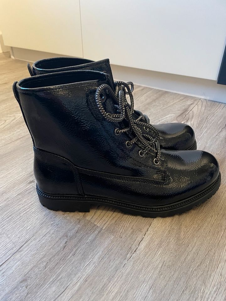 Young Spirit Schuhe Boots Damen gefüttert Gr. 42 in Bischofswerda