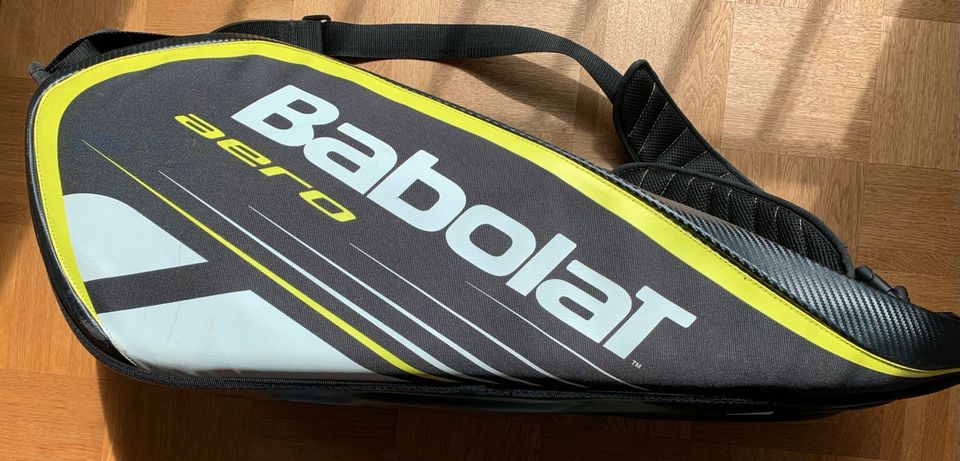 Babolat Tennistasche Schlägertasche 3 Fächer, Schuhbeutel in Bad Vilbel