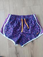 Nike Shorts lila xs 164 zu verkaufen gut erhalten Bayern - Neumarkt i.d.OPf. Vorschau