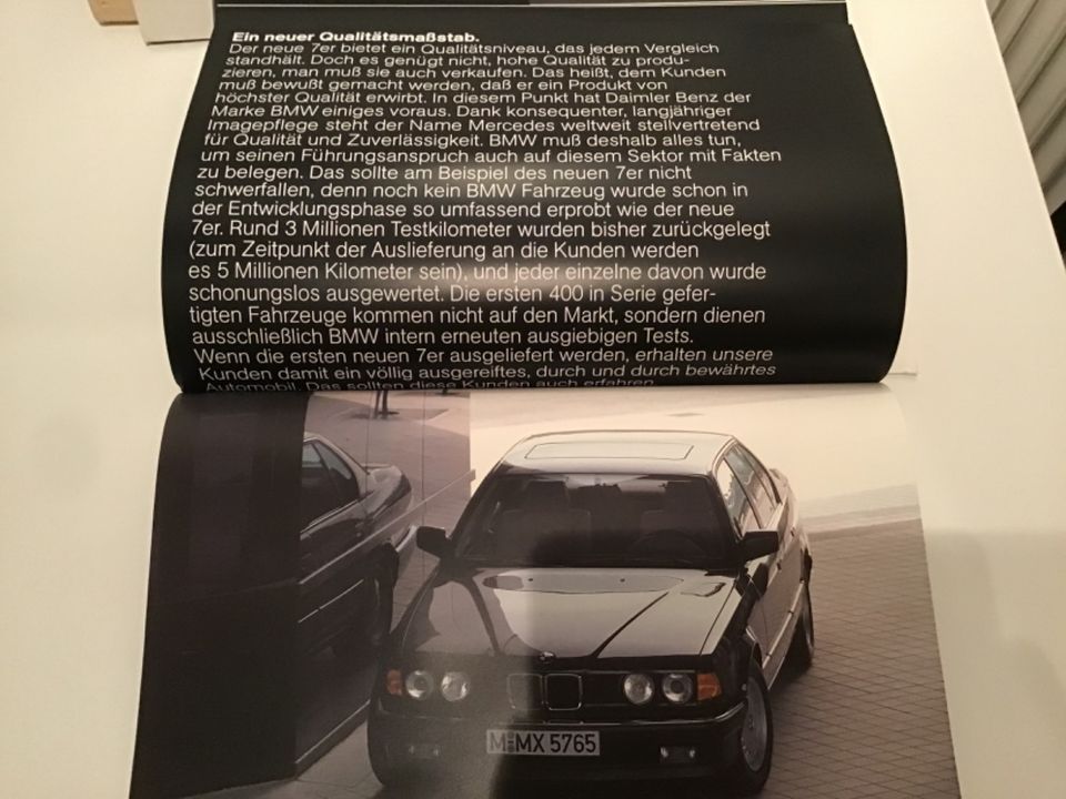 BMW 7er E32 interne Vertriebspräsentation / Prospekt in Bremen