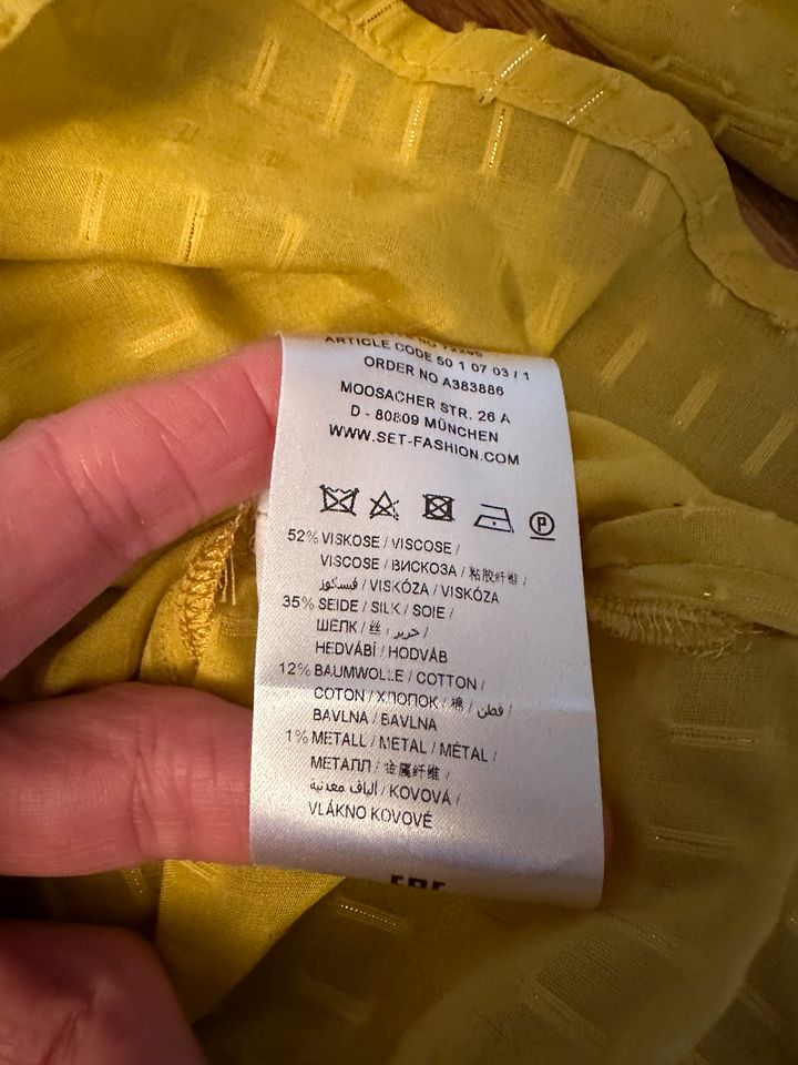 Gelbes Shirt Oberteil Bluse von Set Gr.34 Seide in Wuppertal