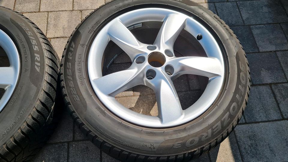 225/55 R17 97H Original Audi A6 Alufelgen Winterreifen 4G0071497 in Wöllstein