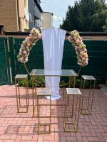 Verlobungsdeko/Hochzeitsdeko/Ringbogen/Blumen/goldene Tische Nordrhein-Westfalen - Hamm Vorschau