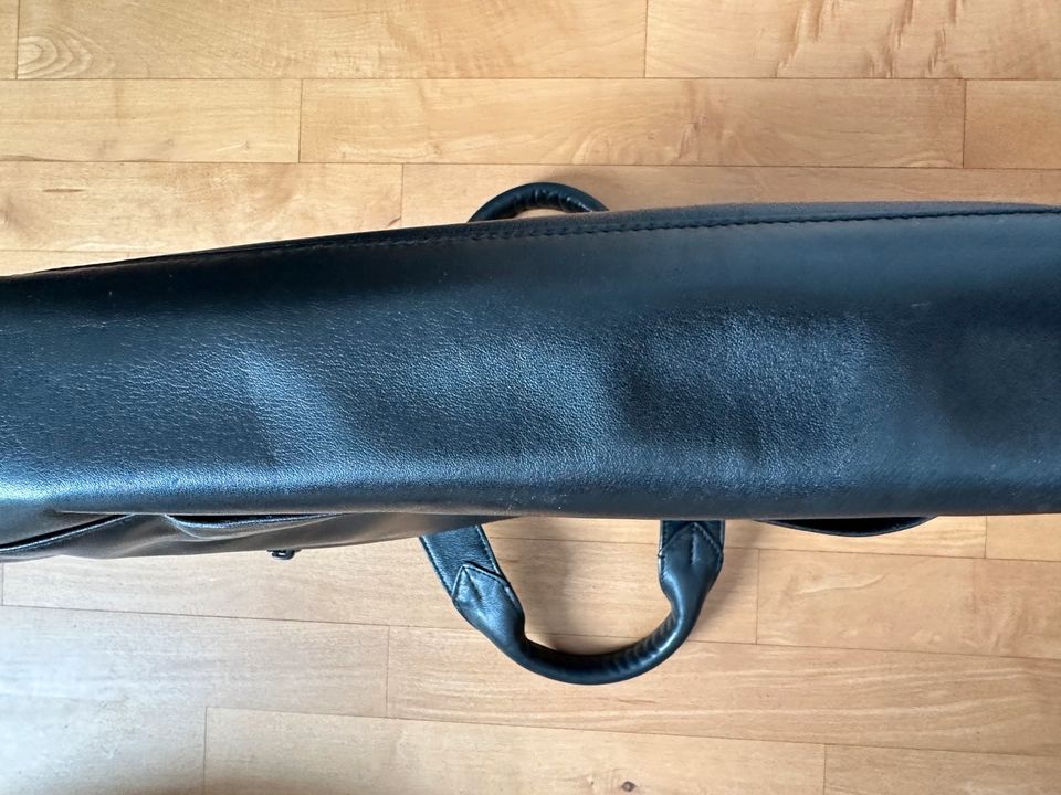 Tumi Ledertasche 40cm in Wiesbaden