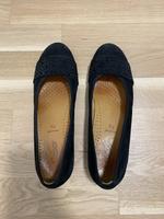 Schwarze Ballerinas aus Wildleder von Gabor Bayern - Lochhausen Vorschau
