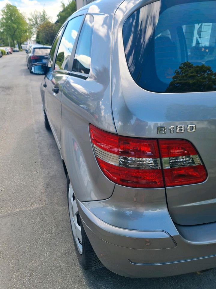 Mercedes Benz B 180 CDI in Witten