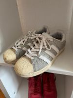 Adidas Superstar glitter sparkle Gr. 40 Weiss Saarland - St. Ingbert Vorschau