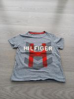 T-shirt Tommy Hilfiger Gr. XS / 104 grau Niedersachsen - Rotenburg (Wümme) Vorschau