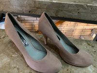 Heels Pumps Gr 40 Tamaris Niedersachsen - Wolfsburg Vorschau