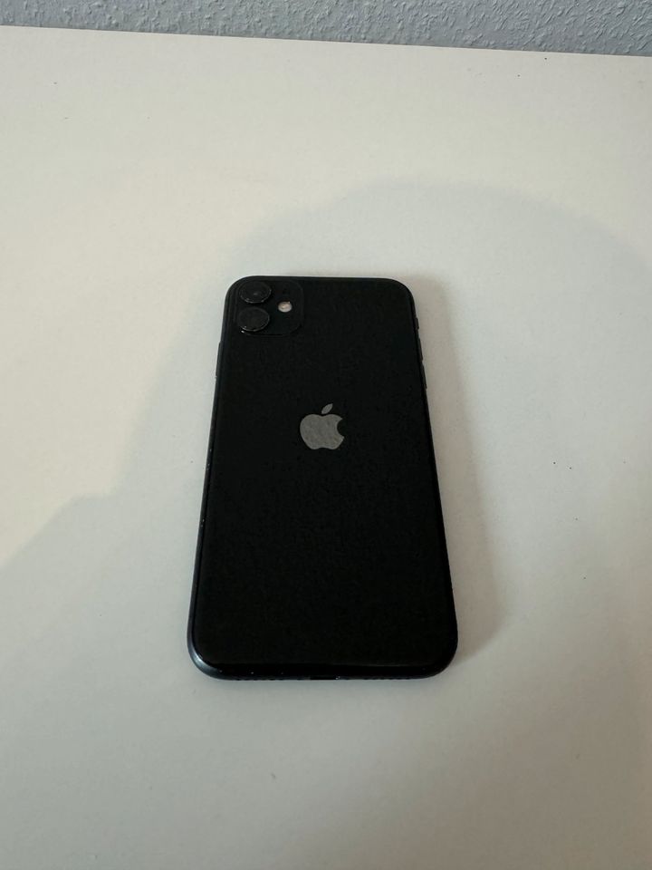 iPhone 11 64GB | TOP Zustand + Originalrechnung in Bad Iburg