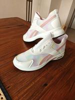 Sneaker in Pastellfarben Berlin - Lichtenberg Vorschau