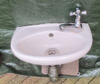 Handwaschbecken mit nostalgischem Wasserhahn Nordrhein-Westfalen - Südlohn Vorschau