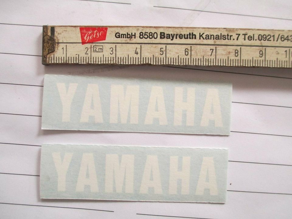 2 Aufkleber YAMAHA - ca 7 cm - Farbe weiss in Bindlach