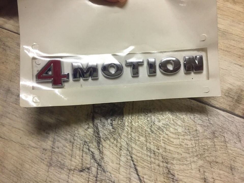 4Motion Schriftzug hinten Original Zeichen Logo Emblem Heckklappe in Arberg