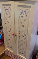 Puppenschrank Kinderschrank handgemalt Vintage Shabby paint Nordrhein-Westfalen - Bergheim Vorschau