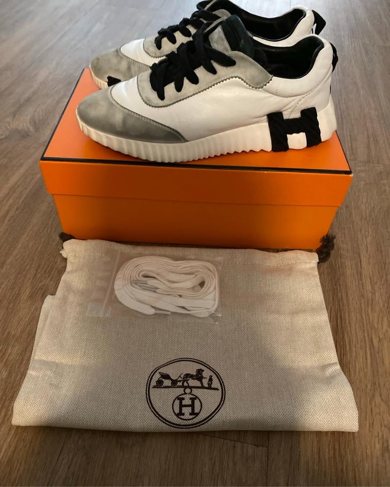 Original HERMÈS Sneaker in grau/ schwarz/ weiß, Größe 38 in Hanau