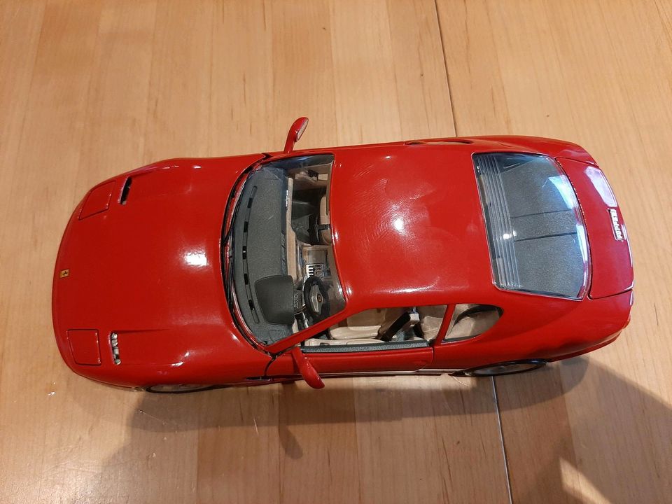 Ferrari 456 GT Modellauto 1:18 in Kreuztal