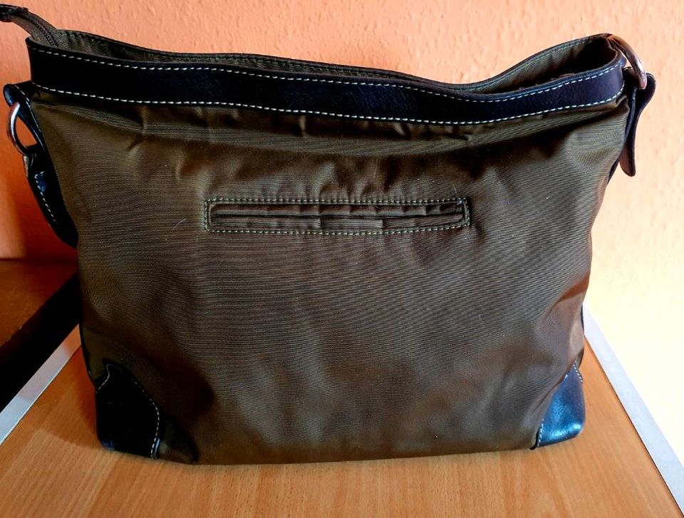 Bogner Schultertasche in Düsseldorf