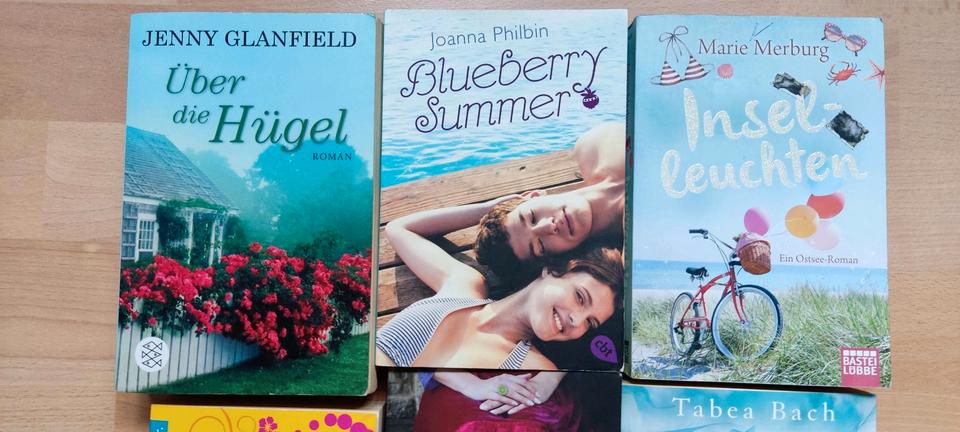 6 Romantik-Romane: Jenny Glanfield, Joanna Philbin, Marie Merburg in Bergisch Gladbach