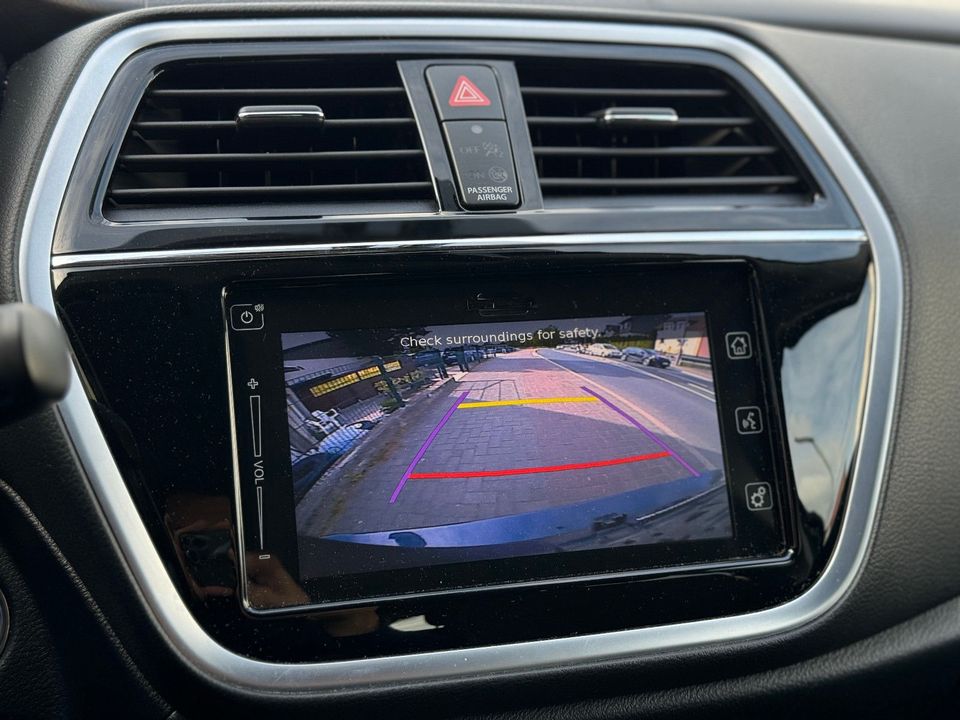 Suzuki (SX4) S-Cross Navi Apple Carplay Rkam Unfallfrei in Bad Homburg