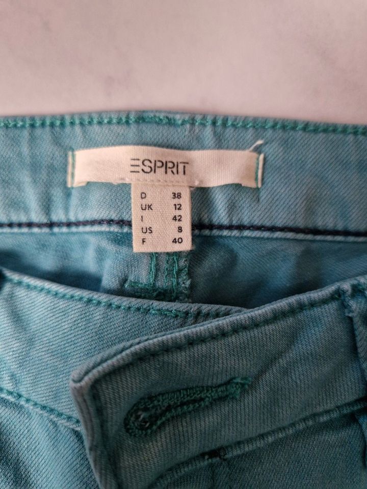 Esprit Hose Skinny Größe 38 Länge 28 (Farbe grün) in Obertshausen