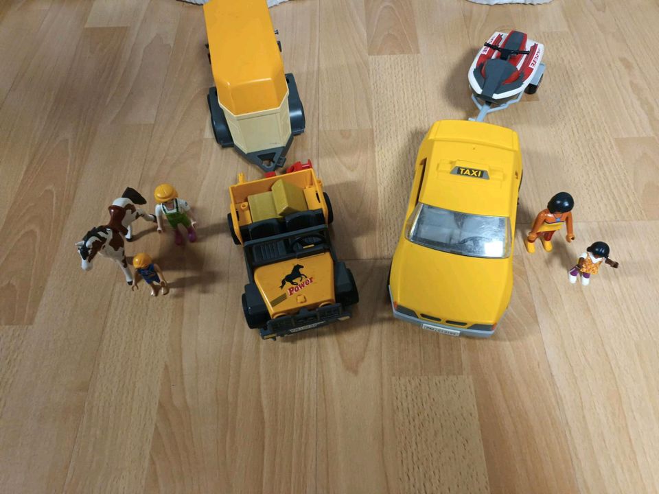 Playmobil, Taxi, Jeep mit Pferdeanhanger in Wettringen