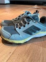 Adidas Terrex Größe 39 1/3 Niedersachsen - Meinersen Vorschau