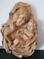 Holzschnitzfigur Wandbild heilige Maria mit Jesuskind Niedersachsen - Pattensen Vorschau