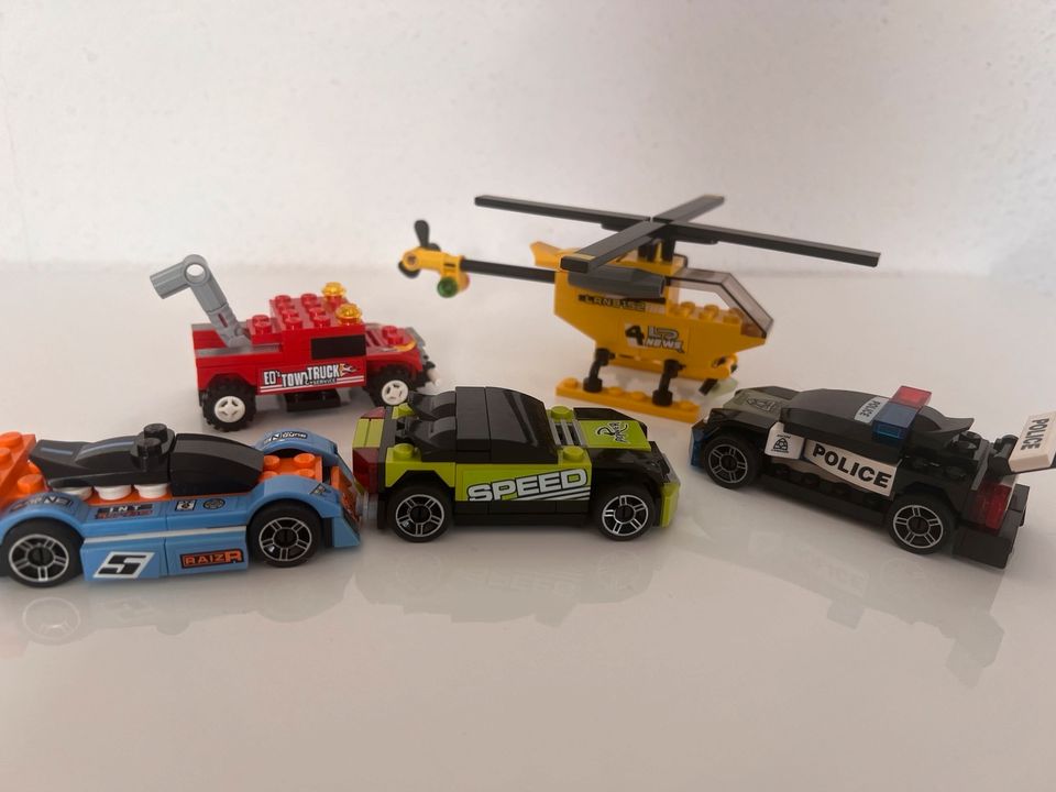 Lego Racer 8193 8195 8152 (4 Autos/ 1 Hubschrauber) in Werl