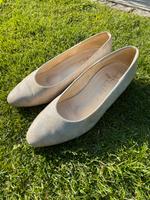 Pumps neuw. v.  ara Hochzeit hell marmoriert mit Goldakzent Niedersachsen - Peine Vorschau