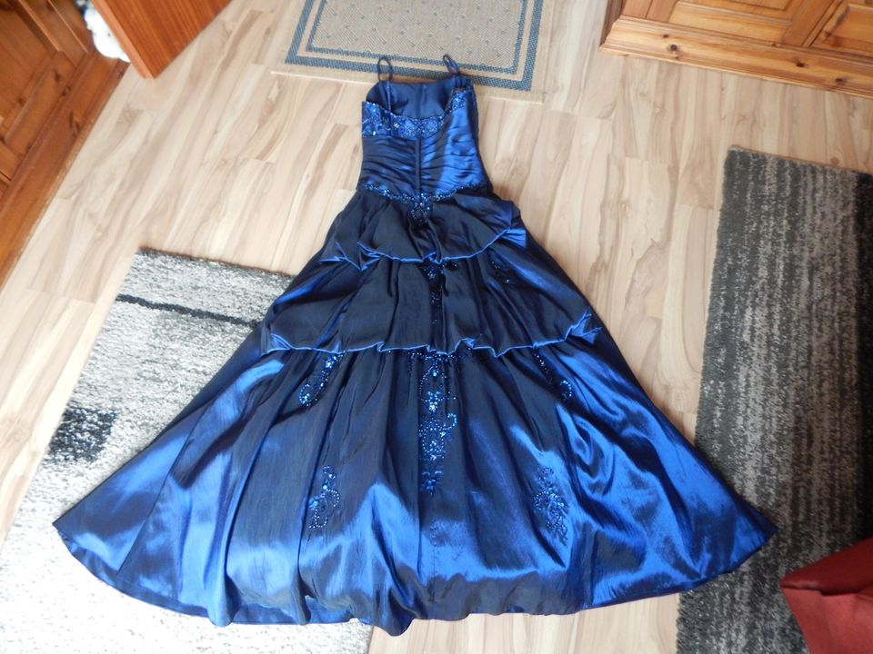 Traumkleid / Ballkleid Blau Gr. 38 / Hochzeit / Ball / Prinzessin in Horneburg