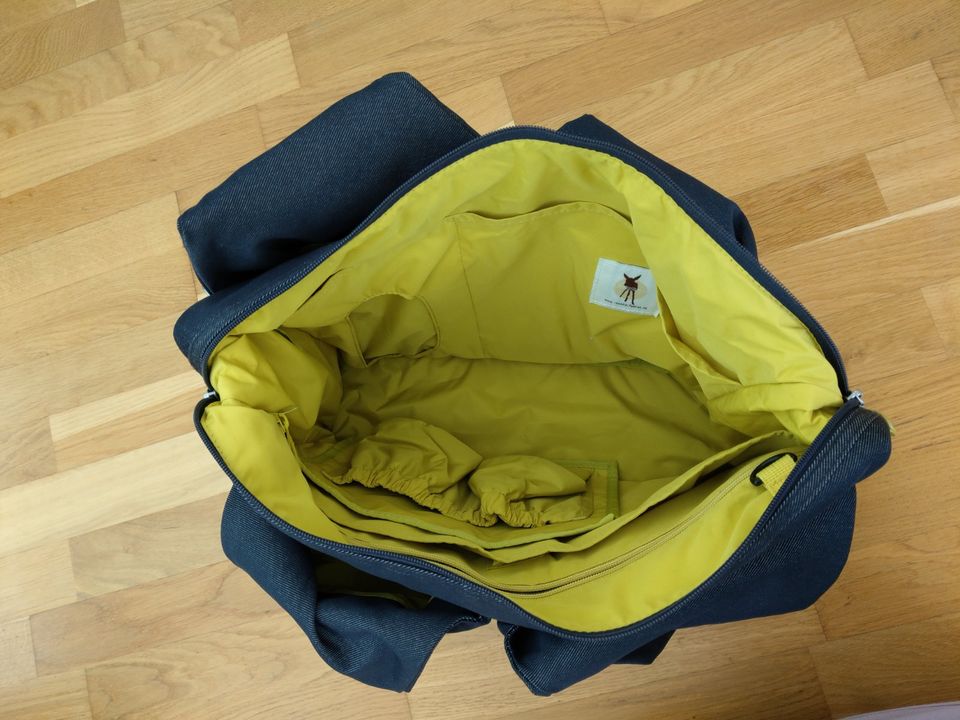 Wickeltasche Lässig Jeansblau Green Label Neckline Bag in Köfering