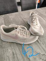 Nike Turnschuhe Sneaker Gr. 42 Thüringen - Bad Frankenhausen/Kyffhäuser Vorschau